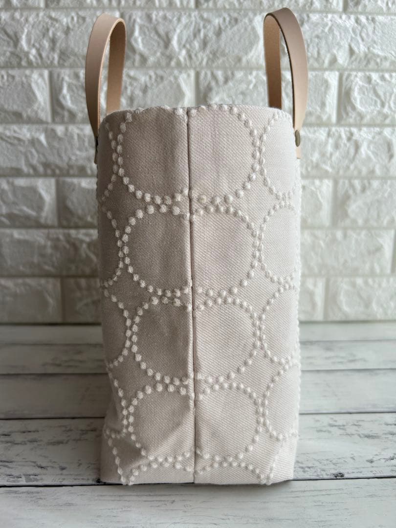 【863】ミナペルホネン　タンバリン　トートバッグ　ポケットインバッグ付き