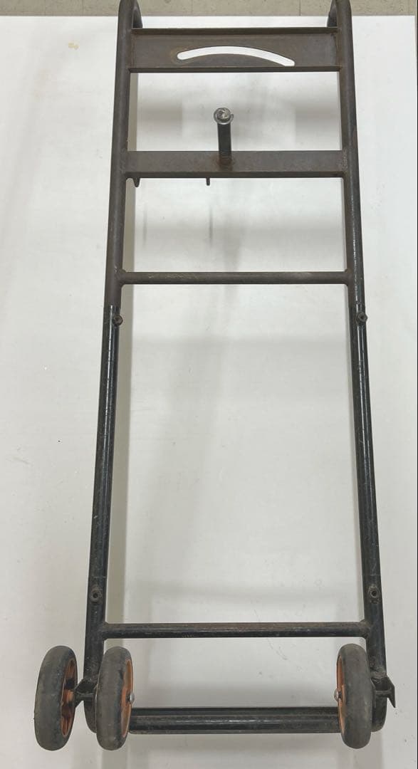 バリアスピッチングマシン　フレーム