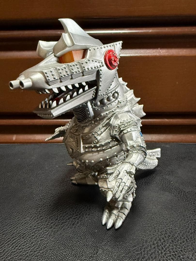 デフォリアル　メカゴジラ （1975） 少年リック限定版　発光バージョン