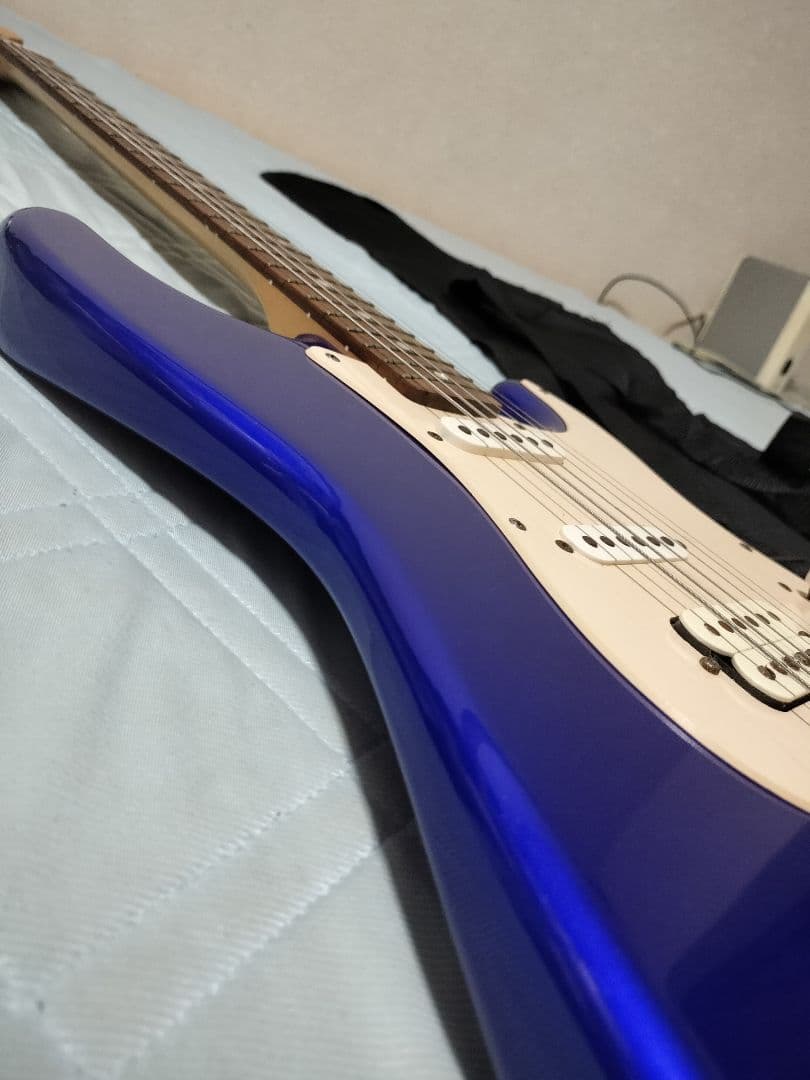 Squier スクワイヤー ストラトキャスター Affinity 青 ケース付