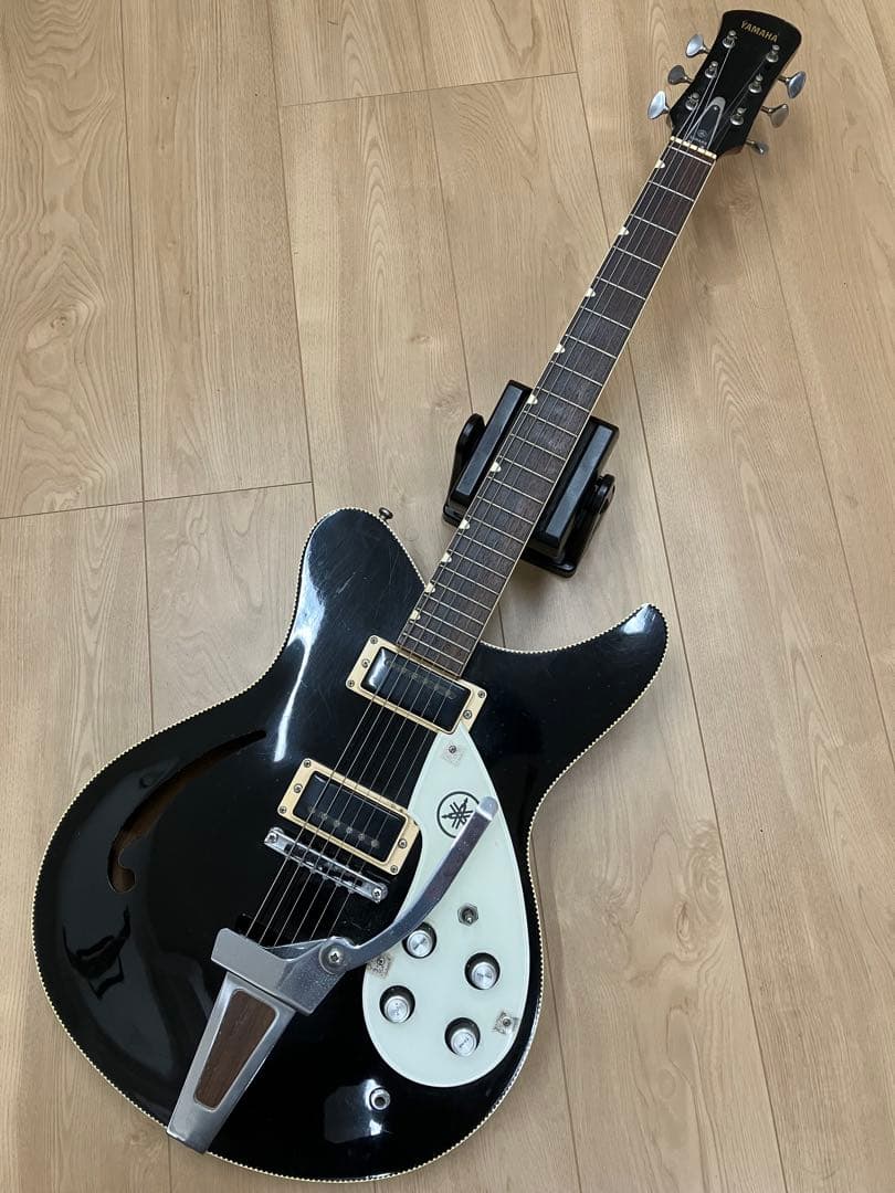 YAMAHA SA-15 セミアコ