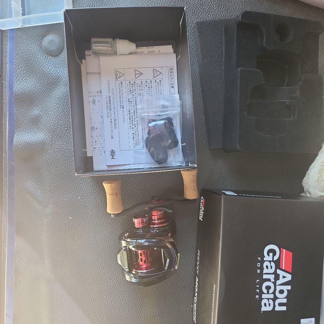 Abu Garcia REVO ベイトリール