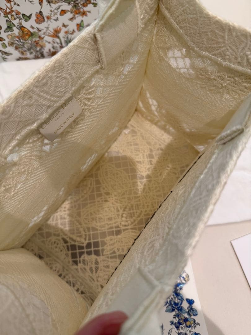 けろちゃん様クリスチャンディオールブックトート　スモール　バタフライ