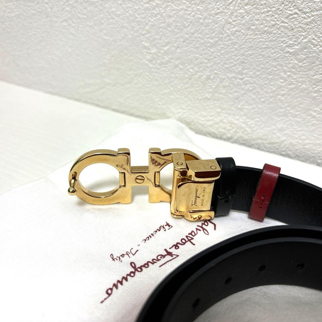 Salvatore Ferragamo レザー ベルト 赤黒 レッド