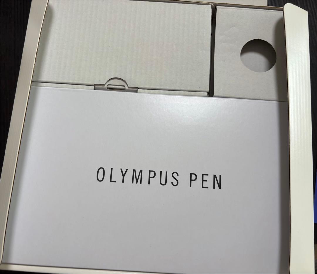 OLYMPUS PEN E-PL8 ミラーレスカメラ　ダブルレンズ　ダブルズーム