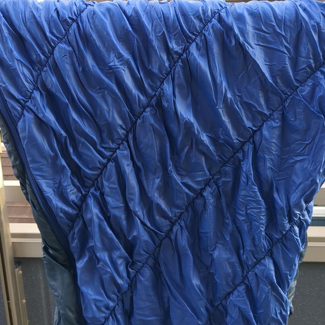 モンベル　寝袋③