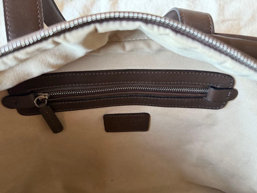 【Lupoルポ】ラ・ペドレラ　ミニボストンバッグ　バルセロナ本店購入