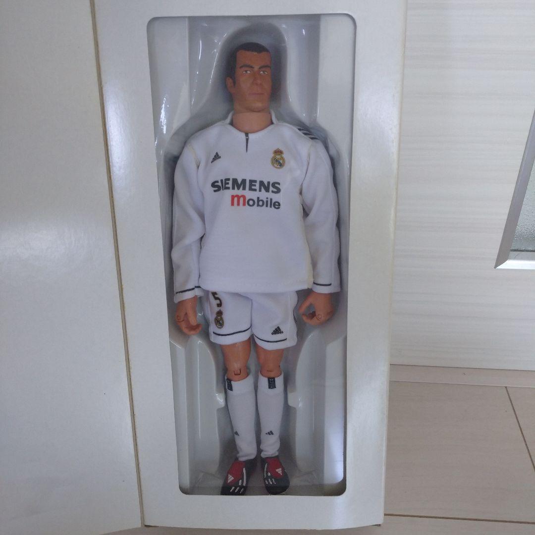 希少！フランス《adidas》レアル・マドリッド★ジダン選手可動式フィギュア★