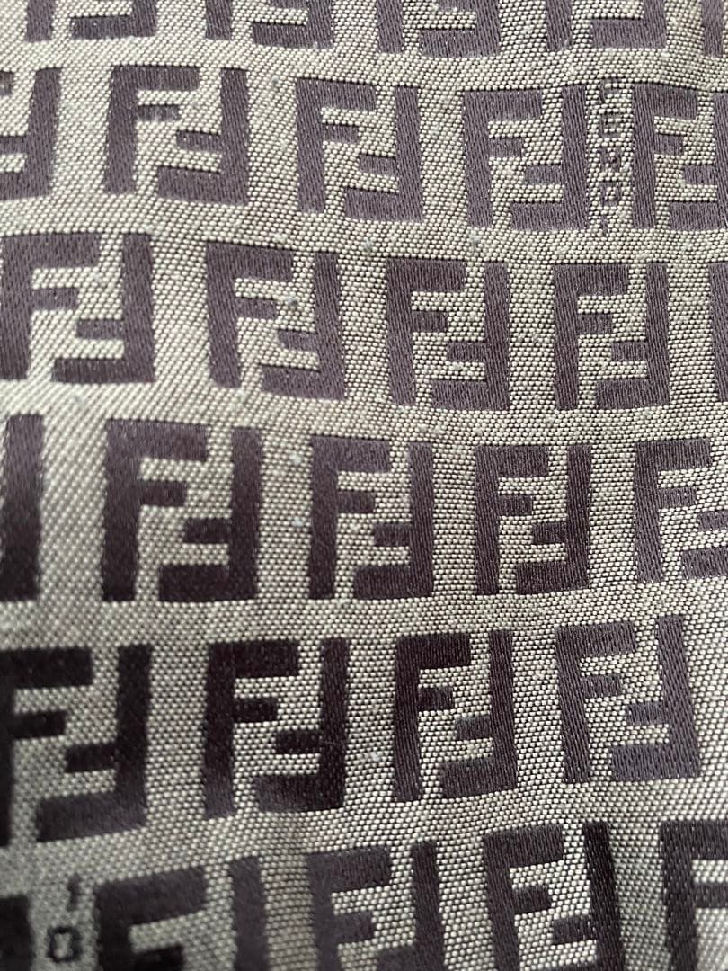 Fendi ズッキーノ　ショルダーバッグ　キャンパス