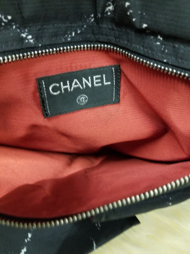 CHANEL シャネル　ウエストポーチ　ボディバッグ