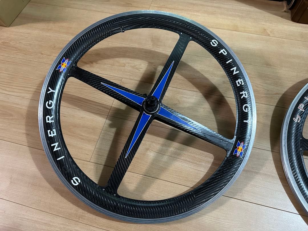 フルメンテ済　SPINERGY REV-X 26インチ　クリンチャー　リヤのみ