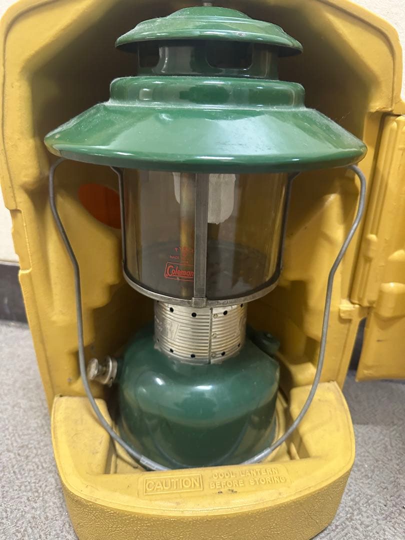● コールマン　ビンデージランタン　228F ケース付