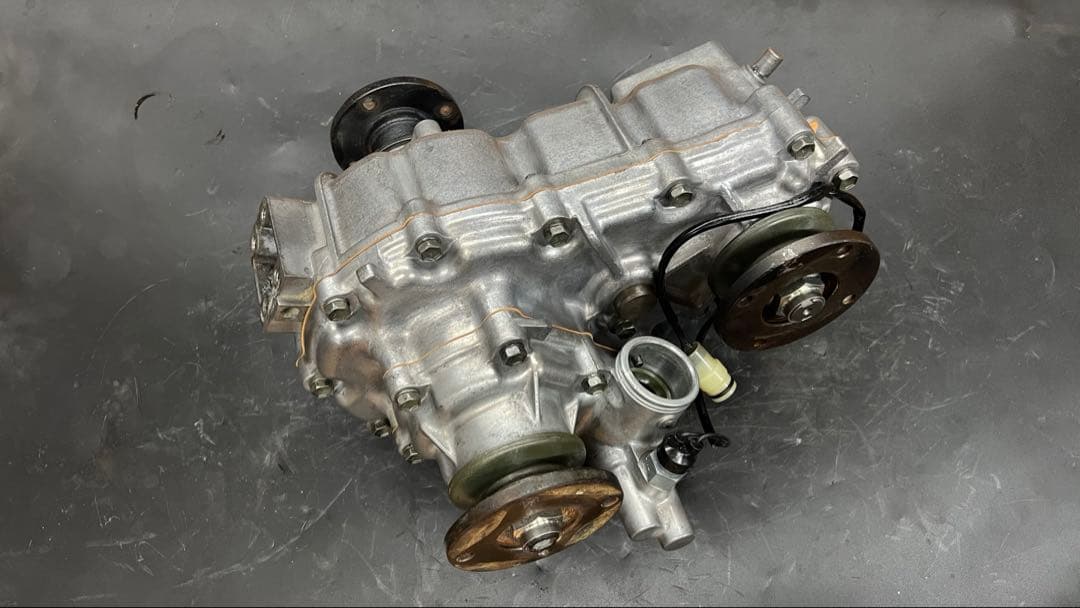 ジムニー JA11 トランスファー LO6.5ダウンギア オイルシール新品