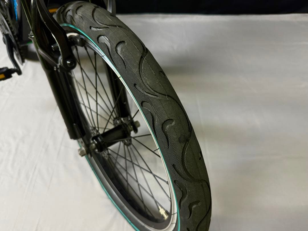 Lamborghini 子供用自転車 20インチ フルサスペンション 7段変速