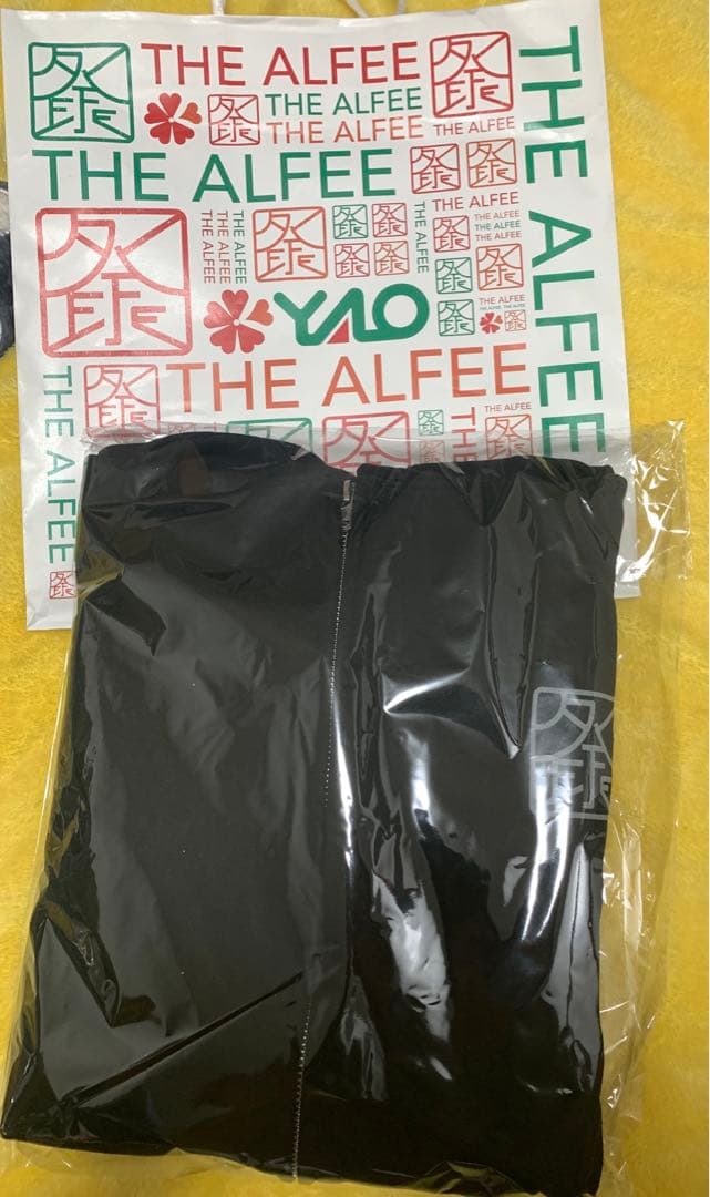 THE ALFEE 秩父　ポテくまくんパーカー　ブラック