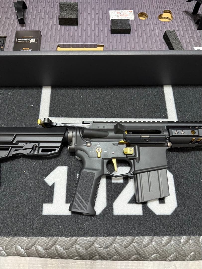 MTR16 ガスガン 黒・金　ゴールドエディション　Gエディション極美品