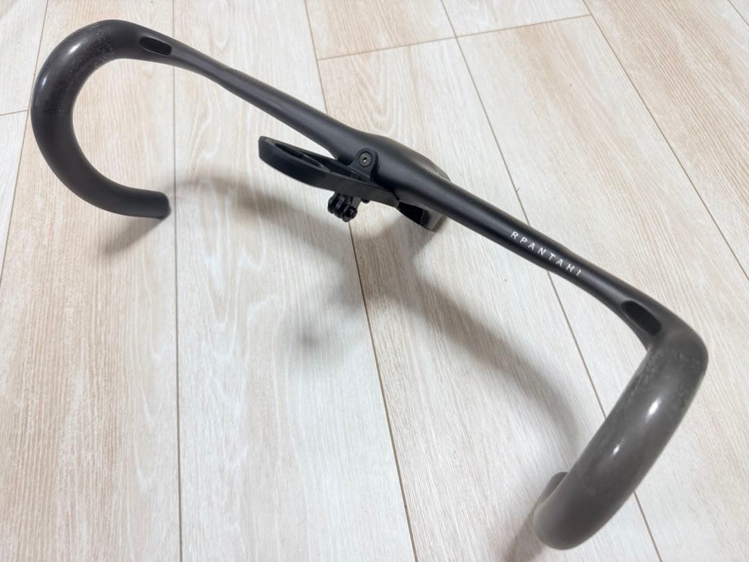 一体型カーボンエアロハンドル 380x120