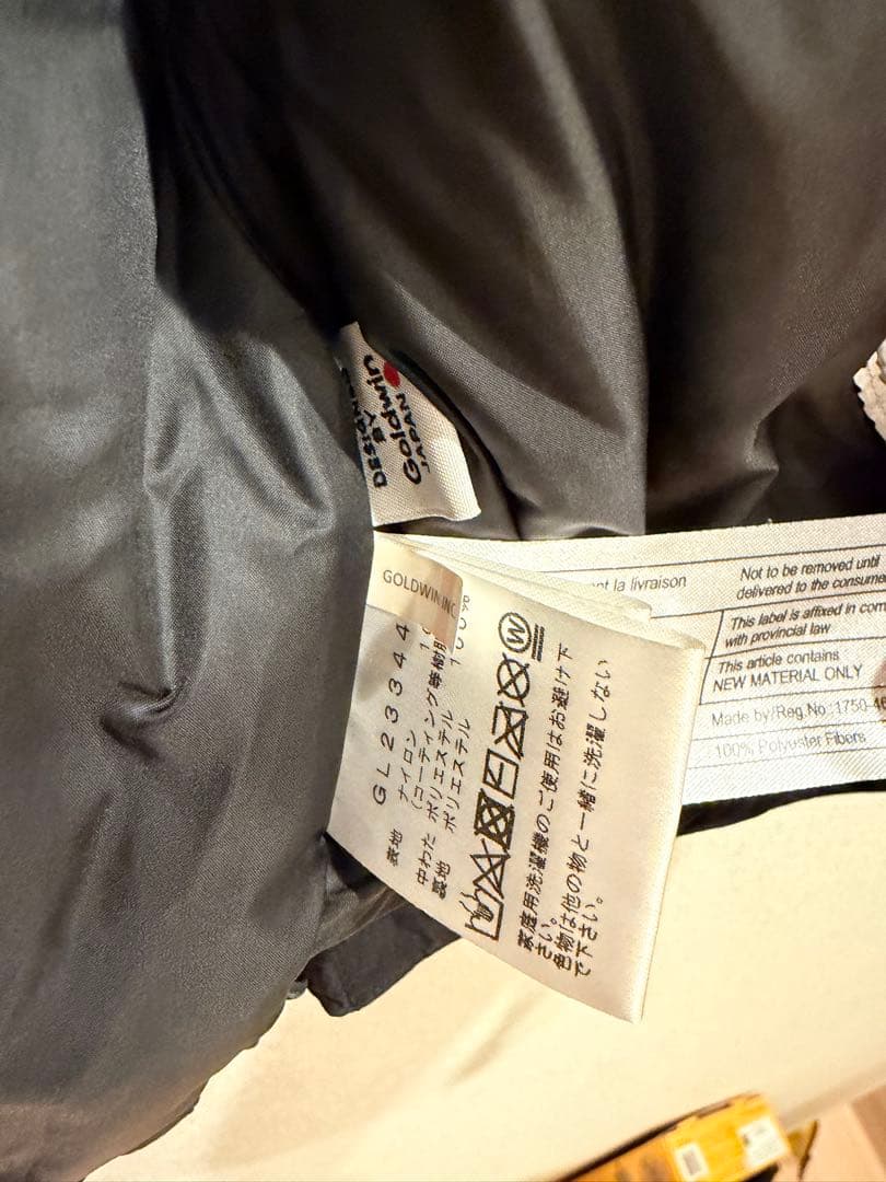ス*ロ様 Goldwin GORE-TEX puffy Mil Vest GL2