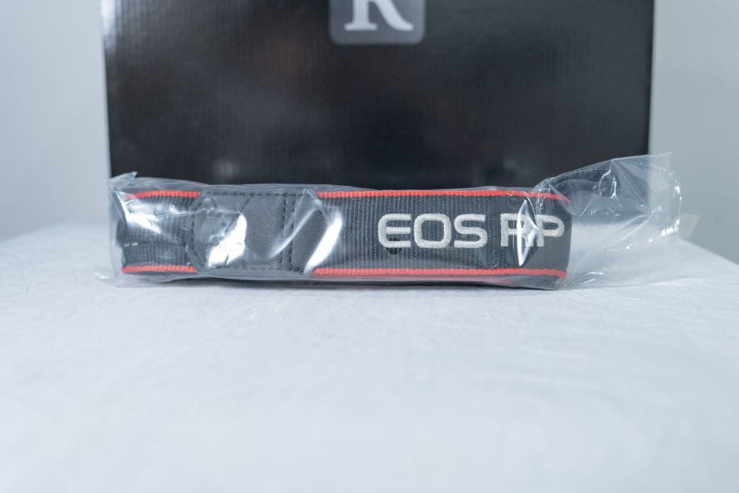 【美品】『シャッター回数3000回以下】EOS RP 本体＋レンズセット