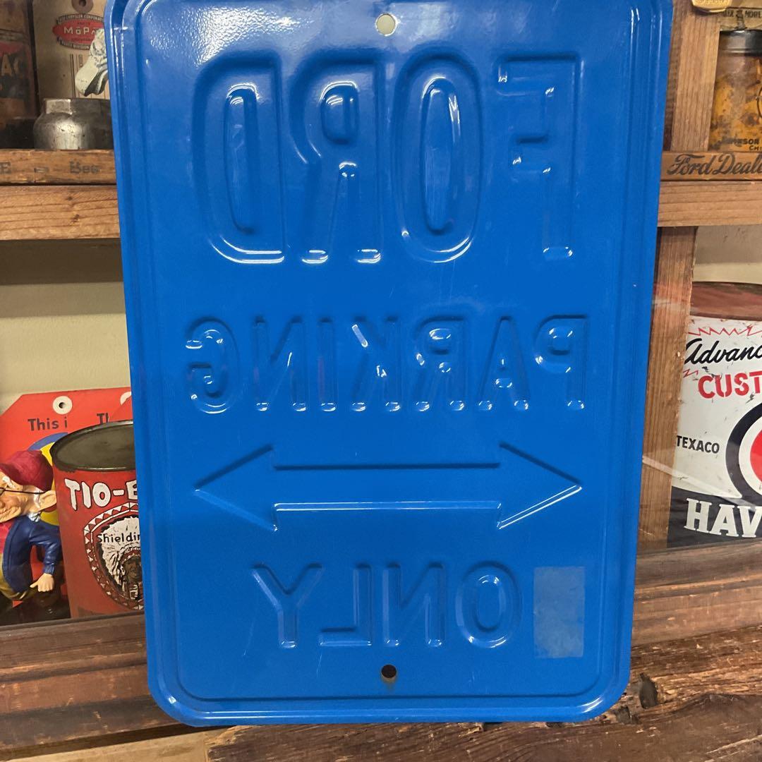 FORD パーキング看板