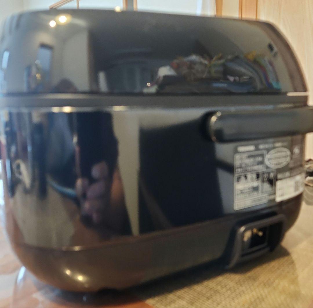 TOSHIBA　IH炊飯器　RC-5XT ブラック　2024年製　3合炊き
