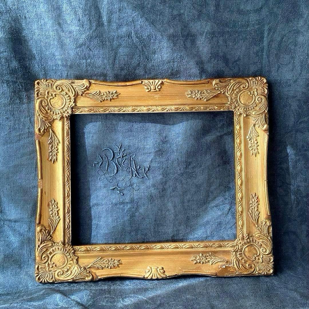 ♪フランスアンティーク 装飾模様が素敵なフレーム 額