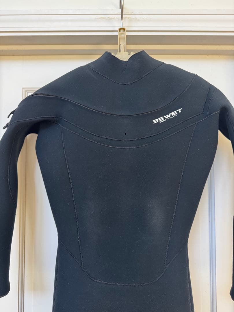 BE WET ［ビーウェット］フルスーツ TORNADO