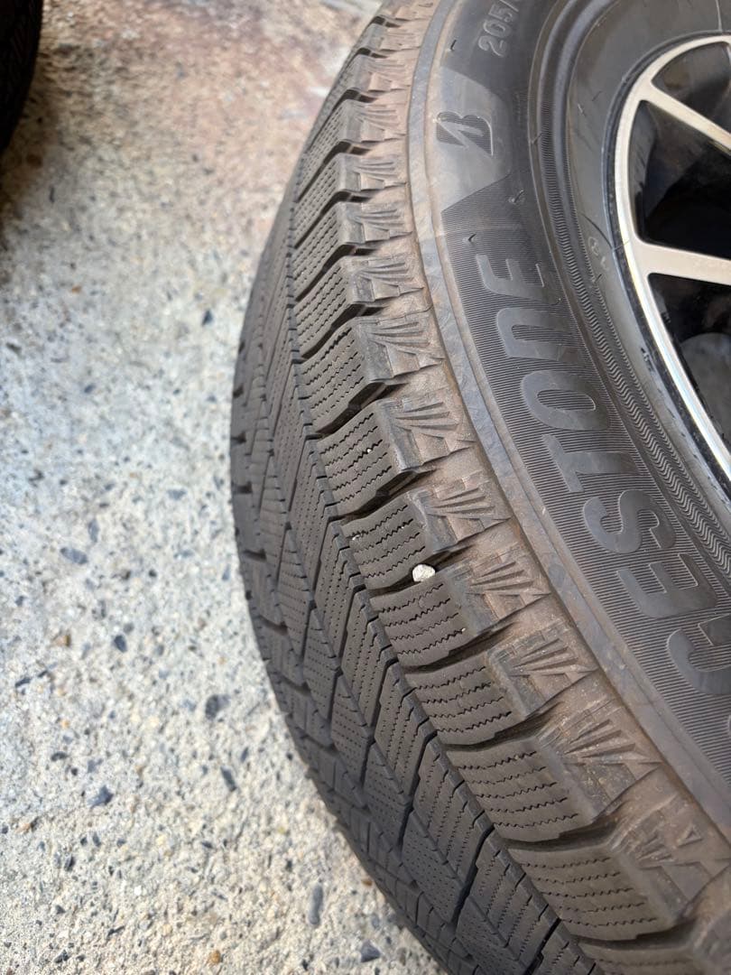 2024年製ブリザックスタッドレスタイヤ4本セットBALMINUM ホイール