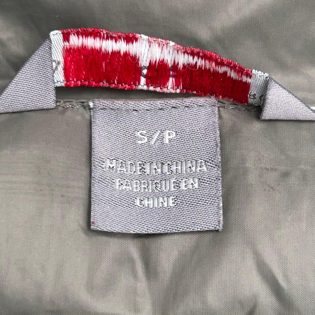 【大人気】OUTDOOR RESEARCH ダウンジャケット　軽量　短丈　y2k