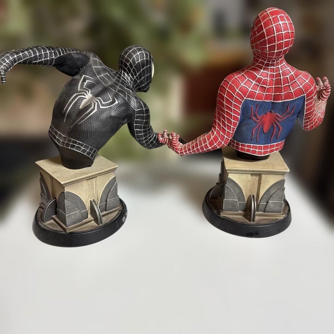【激レア】日本完全限定　スパイダーマン レッド　& ブラック　バージョン　胸像