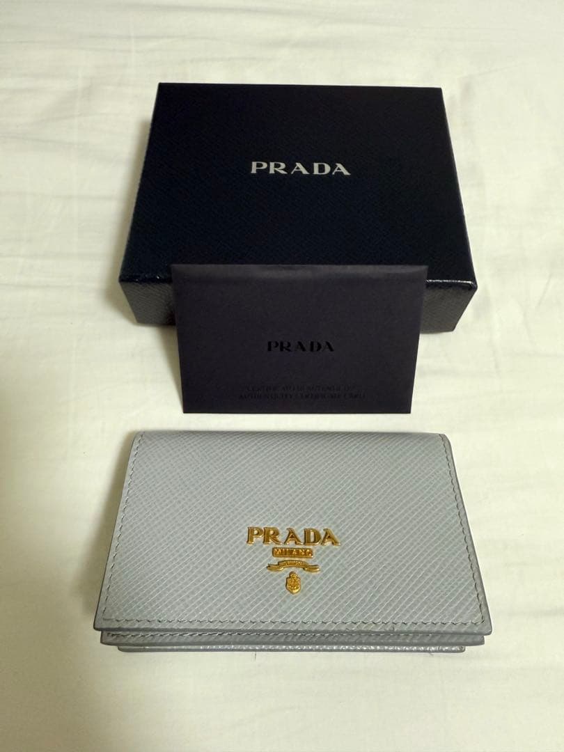 PRADA プラダ　サフィアーノ　名刺入れ