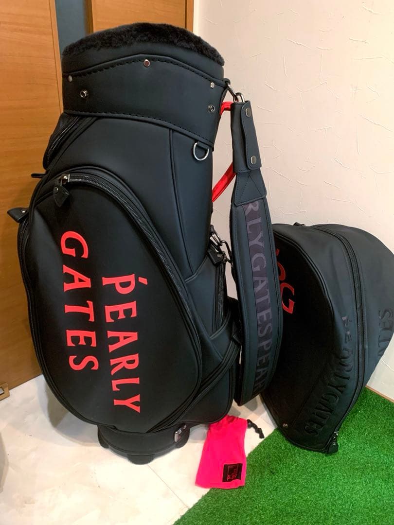希少　即完売　パーリーゲイツ　TWICE 限定　キャディバッグ　ヘッドカバー付き