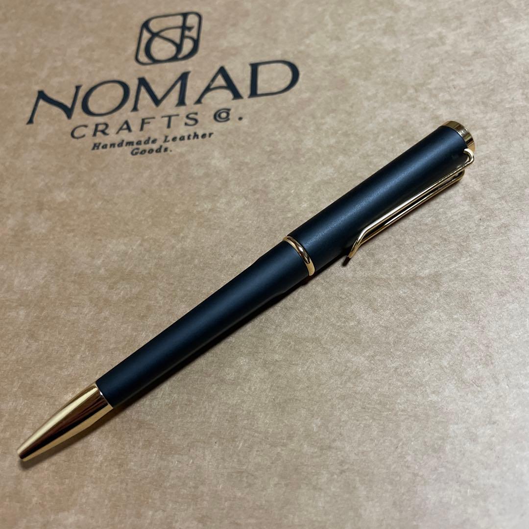 新品未使用品！本革製レザーパッドフォリオ　ラウンドファスナー　A4 ギフトペン付