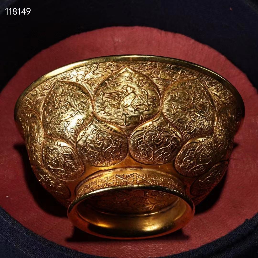 中国古美術・珍品古蔵・純銅制・高浮彫刻花鎏金碗・箱付・茶道具・置物・食器・文房具