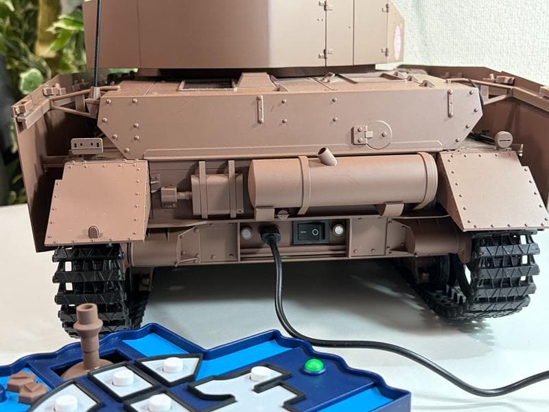 完成品☆アシェット　Ⅳ号戦車H型（D型改）をつくる　ガールズ＆パンツァー