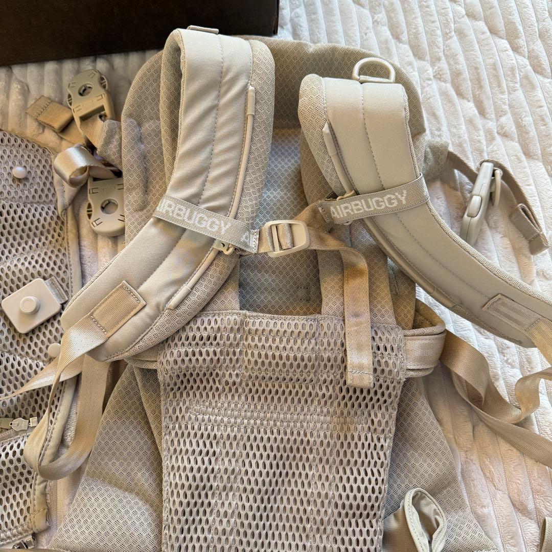 【美品　ほぼ未使用】エアバギー　抱っこ紐 ベビーキャリア　AIR BUGGY