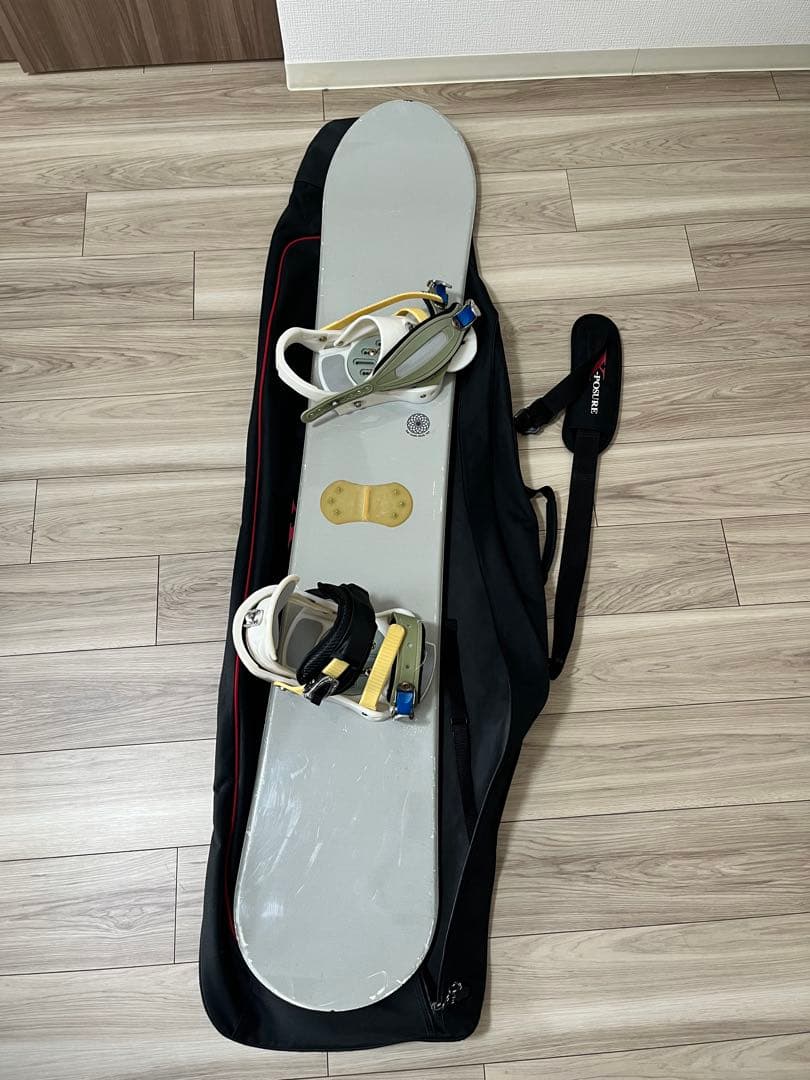 【早期処分希望】スノーボード ホワイト