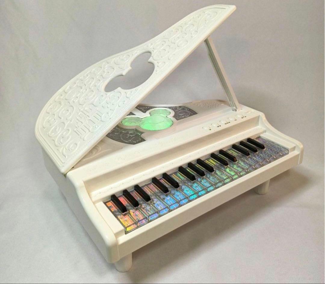 ディズニー＆ピクサーキャラクターズ ライト＆オーケストラグランドピアノ