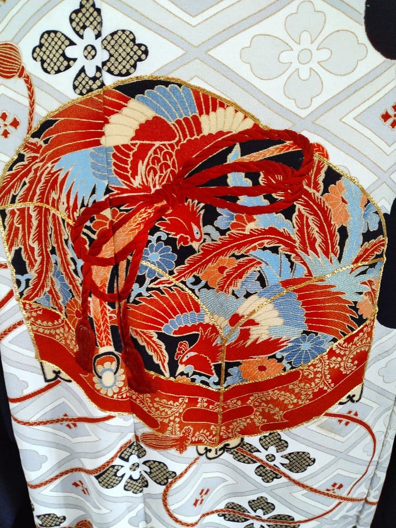 着物リメイク 黒留め袖ブルゾン