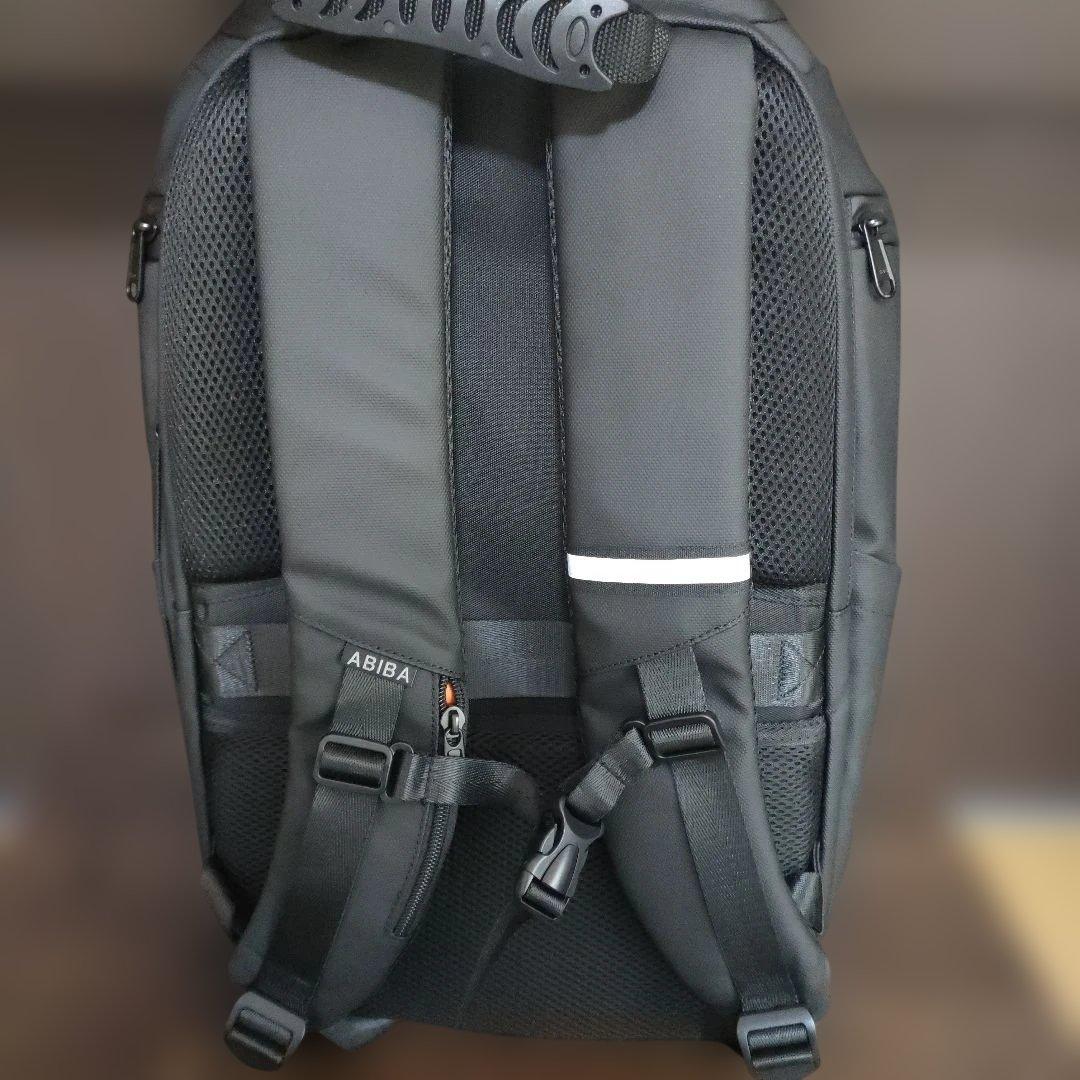 ビジネスリュック メンズ リュックサック 大容量 32L 15.6インチPC 黒