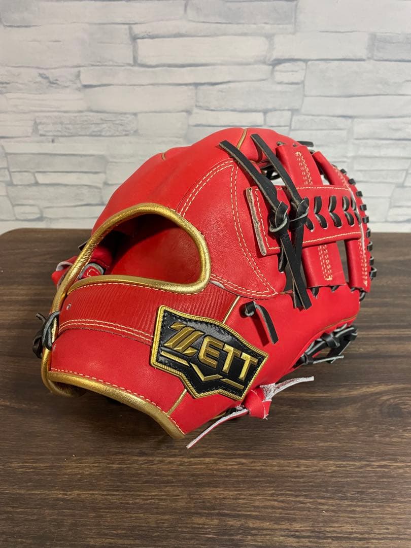 ゼット　軟式グローブ　ネオステイタス　大人サイズ　新品　展示品　未使用品　レッド