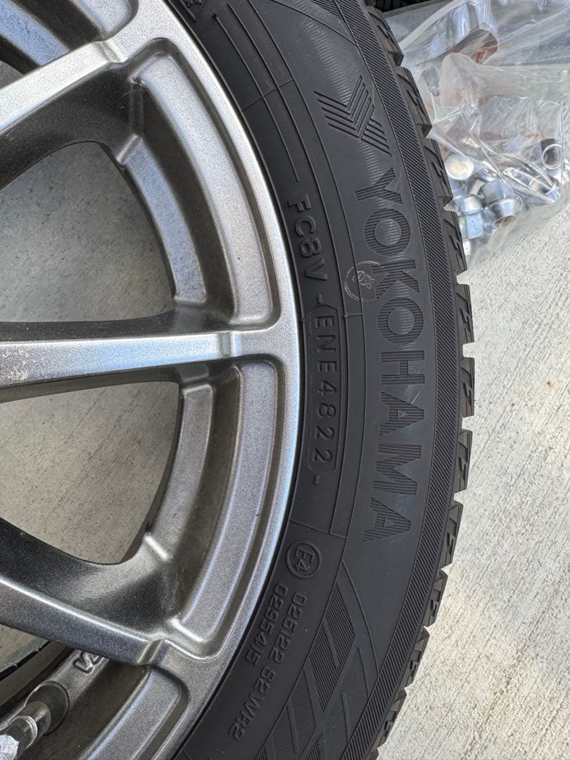中古スタッドレスアルミ付き155/65R14ヨコハマ　軽自動車用４本セット