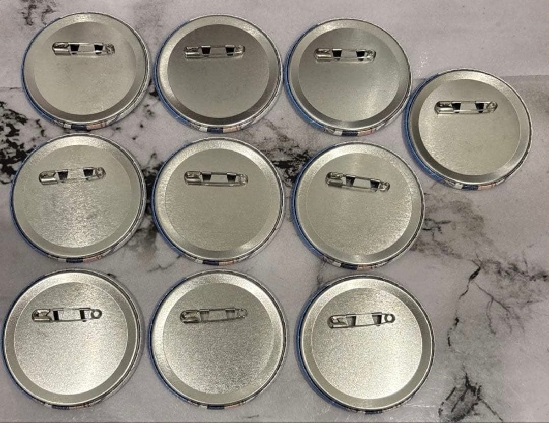 うらみちお兄さん　表田裏道　缶バッジ