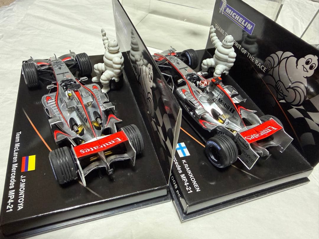 ミニチャンプス　マクラーレンMP4-21 ミシュランボックス2台　希少