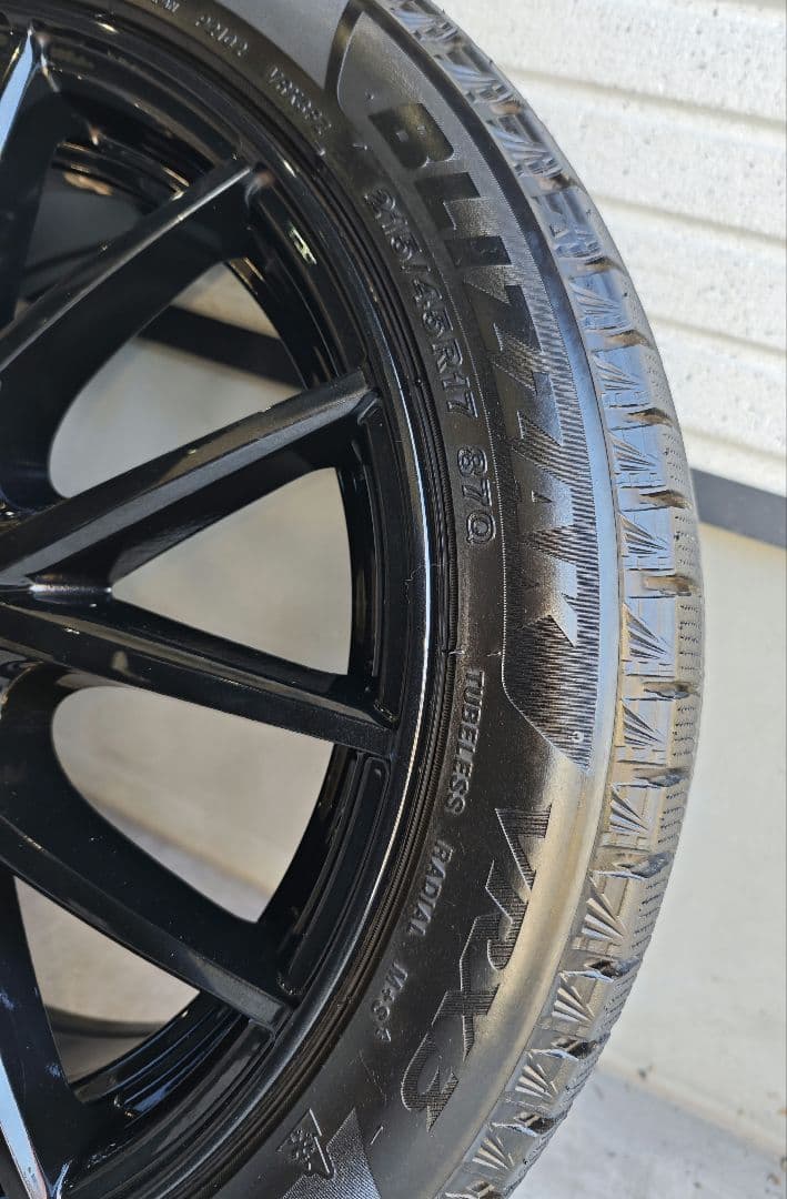 215/45R17 GR86 スタッドレス BLIZZAK VRX3 9.5部山