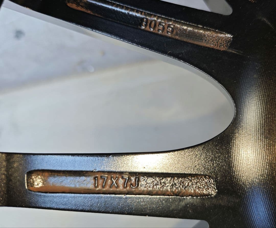 215/45R17 GR86 スタッドレス BLIZZAK VRX3 9.5部山