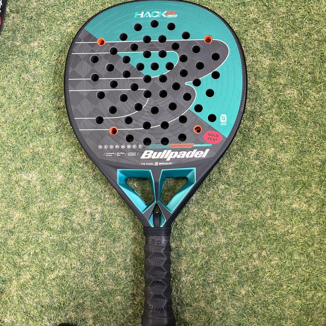 最終値下、Bullpadel HACK 04 Hybrid パデルラケット
