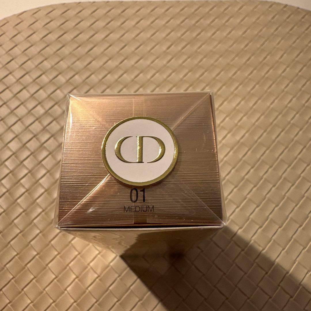 化粧下地 EmmiePrestigeProtecteurUVMineralBB01