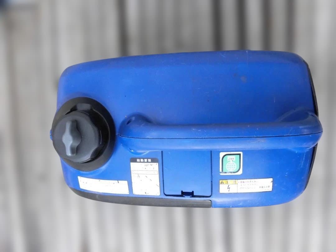 送料無料・・・インバーター発電機 YAMAHA EF900is・・停電対応に