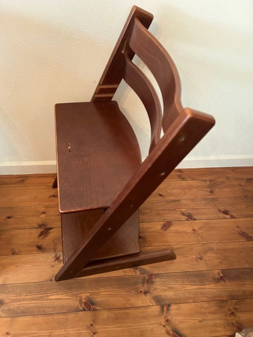 【美品】ストッケ トリップトラップ ウォールナット送料無料 匿名配送